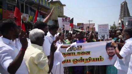 திருவாடனை: நான்கு ரோடு பகுதியில் மத்திய அரசை கண்டித்து திமுக ஆர்ப்பாட்டம்
