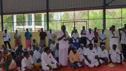 திருப்புவனம்: உலக தண்ணீர் தினத்தை முன்னிட்டு, லாடனேந்தல் கிராமத்தில் நடைபெற்ற கிராம சபைக்கூட்டம்