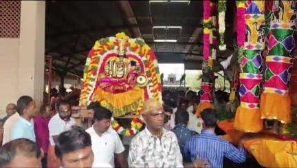 லால்குடி: இனாம் சமயபுரம் ஆதி மாரியம்மன் கோவிலில் மாசிச் தேரோட்ட விழா வெகு விமரிசையாக நடைபெற்றது