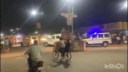 बाड़ी: रमजान त्यौहार को देखते हुए बड़ी पुलिस ने निकाला फ्लैग मार्च