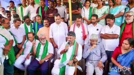 ಬ್ರಹ್ಮಾವರ: ಬ್ರಹ್ಮಾವರದ ಸಕ್ಕರೆ ಕಾರ್ಖಾನೆ ಮುಂದೆ ನಡೆಯುತ್ತಿರುವ ಧರಣಿ ಸ್ಥಳಕ್ಕೆ ಉಪಮುಖ್ಯಮಂತ್ರಿ ಡಿ.ಕೆ ಶಿವಕುಮಾರ್ ಭೇಟಿ, ಸಮಸ್ಯೆ ಆಲಿಕೆ
