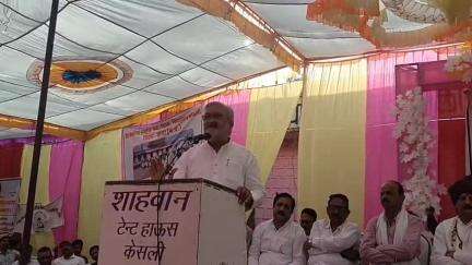 केसली विधायक बृज बिहारी पटेरिया द्वारा मेघावी छात्रों को किया सम्मानित