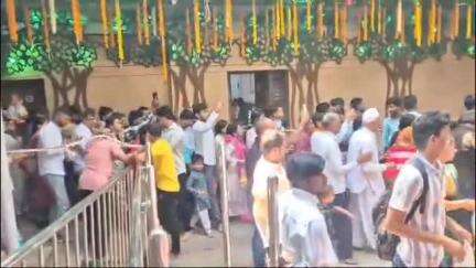 अक्कलकोट: अक्कलकोट येथे श्री स्वामी समर्थांचा प्रकट दिन सोहळा भक्तीभावाने साजरा, भाविकांची अलोट गर्दी...