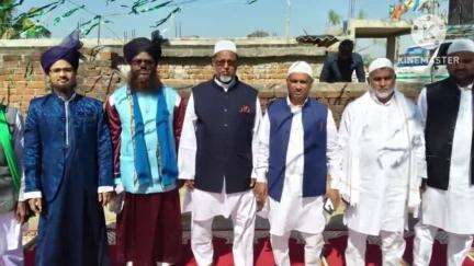 मयूरहंड: मयूरहंड में ईद का जश्न: मुस्लिम समुदाय ने गले मिले, दी मुबारकबाद