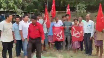 শান্তিরবাজার: শান্তিরবাজার বিধানসভার অন্তর্গত উত্তর তাকমা ভিলেজের নগেন্দ্র দেব্বর্মা পাড়ায় শাসক দলের ৭ জন সিপিআই(এম) দলের যোগ দেন