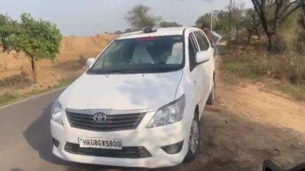 हांसी: सुल्तानपुर में तलाक के बाद व्यक्ति ने लोगों के साथ मिलकर पत्नी को मारी गोली, साली पर भी ईंट से किया हमला
