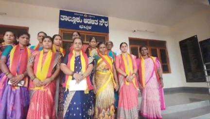 ಭಟ್ಕಳ: ತಲಗೋಡ ಗ್ರಾಮಕ್ಕೆ ಸಂಪರ್ಕ ಕಲ್ಪಿಸುವ ಮಗದುಂ ಕಾಲೋನಿಯ ರಸ್ತೆ ದುರಸ್ತಿಗೆ ಕರವೇ ಸ್ವಾಭಿಮಾನಿ ಬಣದಿಂದ ತಾಲೂಕು ದಂಡಾಧಿಕಾರಿಗಳಿಗೆ ಮನವಿ ಸಲ್ಲಿಕೆ