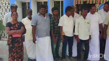மதுரை கிழக்கு: "ஆவின் பால் நிறுவனத்திற்கு இழப்பீடு ஏற்படுத்தி தனியார் பால் நிறுவனத்தை ஊக்குவிக்கும் செயலில் அதிகாரிகள்"-பால் உற்பத்தியாளர்கள் சங்க கூட்டமைப்பினர்
