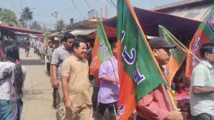 কাঞ্চনপুর: বিজেপির কাঞ্চনপুর মন্ডলের অন্তর্গত আনন্দবাজারে এক সুবিশাল মিছিল ও পথসভা অনুষ্ঠিত হয়