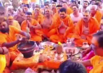 पाथर्डी: मढी यात्रेनिमित्त कानिफनाथांच्या जयघोषाने मंदिर परिसर दुमदुमला