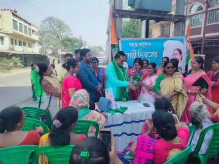 জগৎবল্লভপুর: আন্তর্জাতিক নারী দিবস উপলক্ষ্যে জগৎবল্লভপুরে  মহিলা তৃণমূলের পক্ষ থেকে নারীদের বিশেষ সম্মান প্রদান, উপস্থিত বিধায়ক