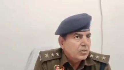 फतेहाबाद: टोहाना में 13 चोरी की घटनाओं का खुलासा, पुलिस ने 26 चोरों को पकड़ा, लाखों के गहने और माल बरामद