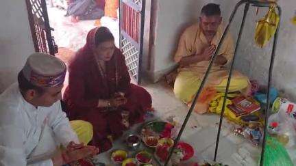 लडभड़ोल: अखिलेश्वर महादेव मंदिर बनांदर में हवन यज्ञ के साथ तीन दिवसीय बनांदर मेले का हुआ शुभारंभ