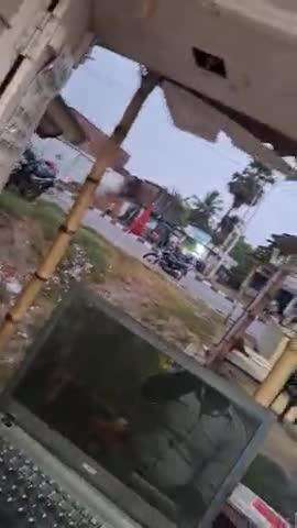 बरसा और हवा तेज के साथ आज ठंड का महसूस किया बिज़ली  दिन भार नहीं होने से लोगों में भारी परशानियों का सामना करना पड़ा