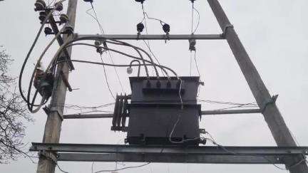 अनगड़ा, के राजाडेरा भॉवर ढीपा में 25KVA का नया बिजली ट्रांसफार्मर का उद्धघाटन विकास के पैमाने को दर्शाता है : एतवा उरांव