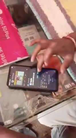 नकली phone pay फ्रॉड करता हुआ लड़का पकड़ा गया खोथावाली गांव में
सभी किसान भाई फ्रॉड लड़कों से बच कर रहे हैं
