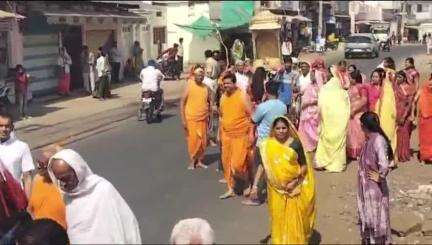 छोटी सरवन: छोटी सरवन कस्बे में भगवान महावीर का जन्म कल्याणक महोत्सव मनाया गया, शोभायात्रा भी निकाली गई