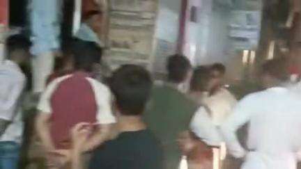 बावल: बावल के सर छोटू राम चौक पर मोबाइल की दुकान में लगी आग