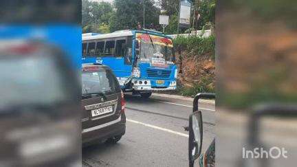 ചിറയിൻകീഴ്: തോട്ടയ്ക്കാട് പാലത്തിന് സമീപം സ്വകാര്യ ബസിൽ ബൈക്ക് ഇടിച്ചുണ്ടായ അപകടത്തിൽ ബൈക്ക് യാത്രക്കാരൻ മരിച്ചു