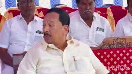 சோளிங்கர்: சோளிங்கரில் கருடார்வார் சிலை பிரதிஷ்ட விழா அமைச்சர் காந்தி பங்கேற்பு