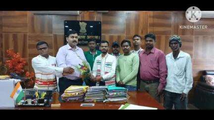 चलकुशा: भारत जकात मांझी परगना महल बरकट्ठा के सदस्यों ने उप विकास आयुक्त से मुलाकात की