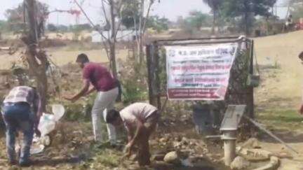 मोहखेड़: ग्राम मोहखेड़ में ग्रामीणों को जल संरक्षण की शपथ दिलाई गई