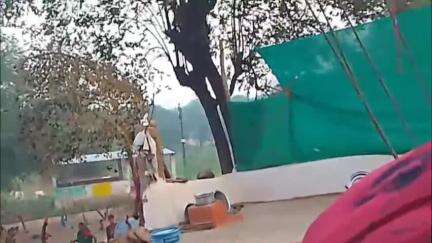 मझौली: नौढ़िया मे महिलाओं के द्वारा मारपीट का वीडियो हुआ वायरल पुलिस कर रही जांच #viral