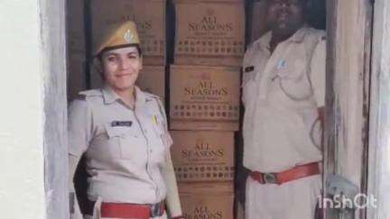 करेड़ा: करेड़ा पुलिस ने शिवपुर में बंद पड़े सरकारी स्कूल के कमरे से लाखों रुपये की हरियाणा ब्रांड की शराब की 353 पेटियां की जब्त