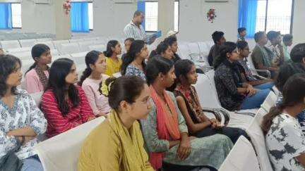 त्रिवेणीगंज: त्रिवेणीगंज के अनूप लाल यादव महाविद्यालय में एक दिवसीय कार्यशाला आयोजित