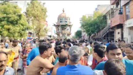 ஸ்ரீரங்கம்: ஸ்ரீரங்கம் ரங்கநாதர் திருக்கோயில் பங்குனி தேரோட்டம் வெகு விமர்சையாக நடைபெற்றது
