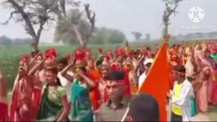 सोनाहातु: तेलवाडीह भव्य कलश यात्रा के साथ हरि कीर्तन का शुभारंभ
