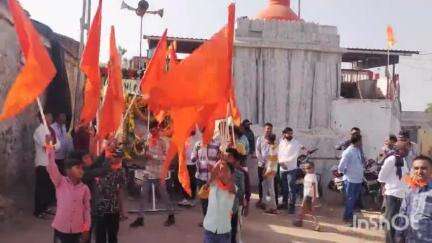 સાંતલપુર: શહેરના હનુમાનજી મંદિરેથી હનુમાનજી જન્મોત્સવ પર ભવ્ય શોભાયાત્રા નીકળી