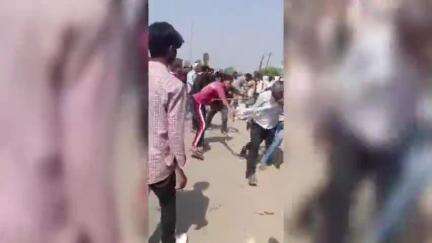 सहसवान:रास्ते के विवाद को लेकर दो पक्षों में जमकर चले लाठी डंडे