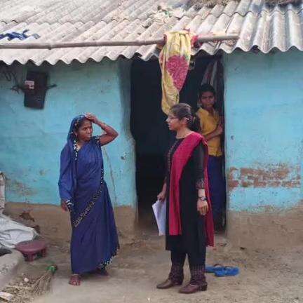 टेटिया बम्बर: बीडीओ ने दो पंचायतों में पीएम आवास योजना सर्वेक्षण स्थलों का निरीक्षण किया