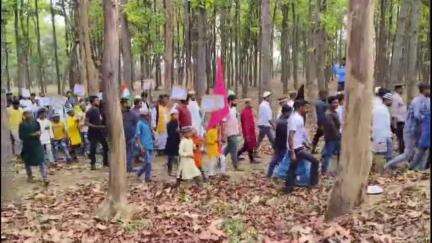 মহম্মদবাজার: শাওড়াকুরি সহ একাধিক জায়গায় ওয়াকফ বিল প্রত্যাহারের দাবিতে প্রতিবাদ মিছিল করা হলো