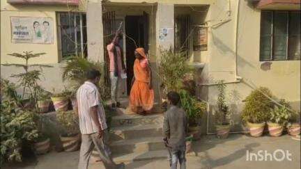 बरहट: ललमटिया गांव में भैसुर ने विधवा महिला को कुल्हाड़ी के बेंट से मारपीट कर किया घायल