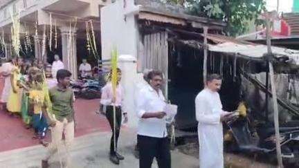 செங்கோட்டை: செங்கோட்டையில் குருத்தோலை ஞாயிறு ஊர்வலம் நடைபெற்றது திரளான மக்கள் பங்கேற்பு