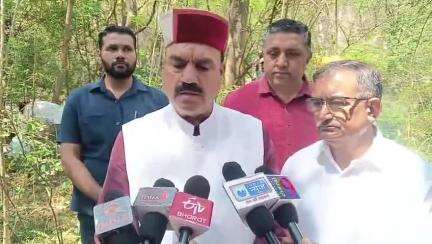 बड़सर: बड़सर के विधायक इंद्रद लखनपाल ने सूबेदार कुलदीप चंद की शहादत पर जताया दुःख