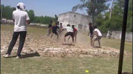 छछरौली: खदरी में विश्व हिंदू परिषद और बजरंग दल ने हनुमान जन्मोत्सव व बैसाखी पर्व पर कबड्डी प्रतियोगिता का आयोजन किया