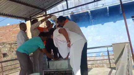 गंगापुर: गंगापुर सिटी के गांधी कॉलोनी में भाजपाइयों ने सेवा पखवाड़ा के अंतर्गत अम्बेडकर स्थान की सफाई कर किया दीपोत्सव कार्यक्रम