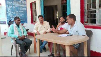 कुंदा: कुन्दा थाना परिसर में निःशुल्क कानूनी सहायता शिविर का आयोजन