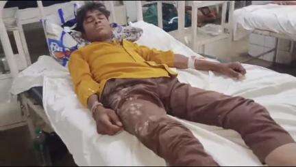 छोटी सरवन: माडली गांव में शादी के कुछ दिनों बाद पति-पत्नी के विवाद के बाद पति ने पिया जहर, एमजी अस्पताल में उपचार जारी