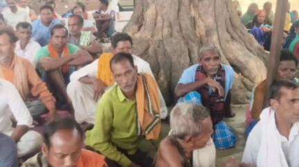 घरघोड़ा: एसईसीएल के बरौद विस्थापित परिवारों ने स्थानीय अधिकारियों से बातचीत करने से किया इंकार