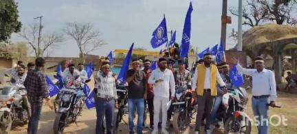 मनिका: प्रखंड में डॉ. भीमराव अंबेडकर की जयंती धूमधाम से मनाई गई