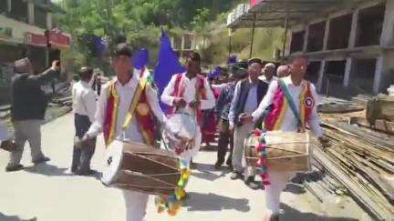 दाड़लाघाट: अर्की में डॉ. बीआर अंबेडकर महासभा द्वारा मनाई गई डॉ. भीमराव अंबेडकर जयंती, शहर में निकाली गई शोभायात्रा