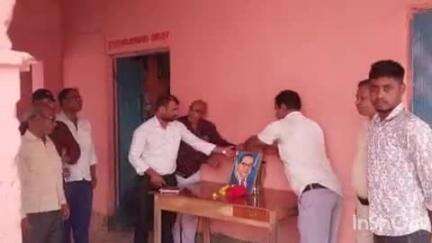 हसपुरा: हसपुरा प्रखंड के मिडिल स्कूल जलपुरा, फतेहपुर सहित विभिन्न जगहों पर बाबा साहब डॉ. भीमराव अंबेडकर की जयंती मनाई गई