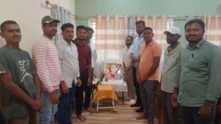 सिरोंचा: सिरोंचा नगर पंचायत येथे उपाध्यक्ष बबलू पाशा यांच्या हस्ते डॉ. बाबासाहेब आंबेडकर जयंती साजरी