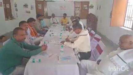 बिक्रम: बिक्रम में काली मंदिर के प्रांगण में राष्ट्रीय जनतांत्रिक गठबंधन की बैठक हुई आयोजित