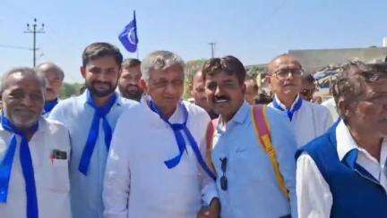 જસદણ: જસદણ કેબિનેટ મંત્રી કુંવરજીભાઈ બાવળીયા એ ડો બાબા આંબેડકર જન્મ જયંતી નિમિત્તે રેલી માં જોડાયા