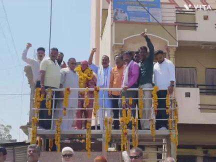 महिदपुर: महिदपुर में भारतीय संविधान निर्माता की जयंती पर प्रतिमा पर माल्यार्पण किया गया